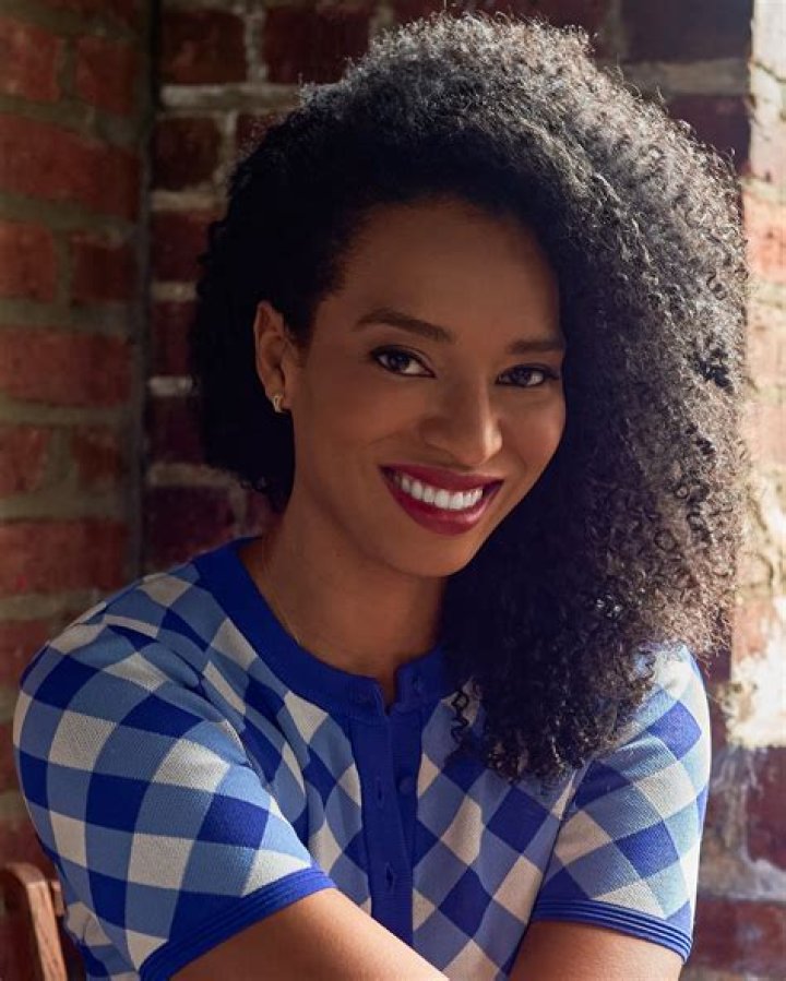 Juanita Tolliver Teeth Gaining Attention: Know About Political Analyst
