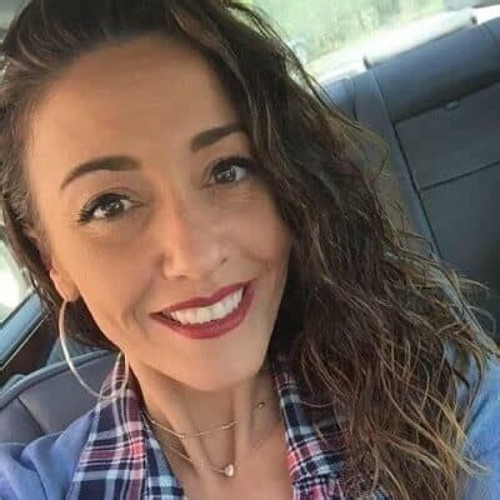 Julia DeMato - Bio, Age, Career, Net Worth, Height, Facts