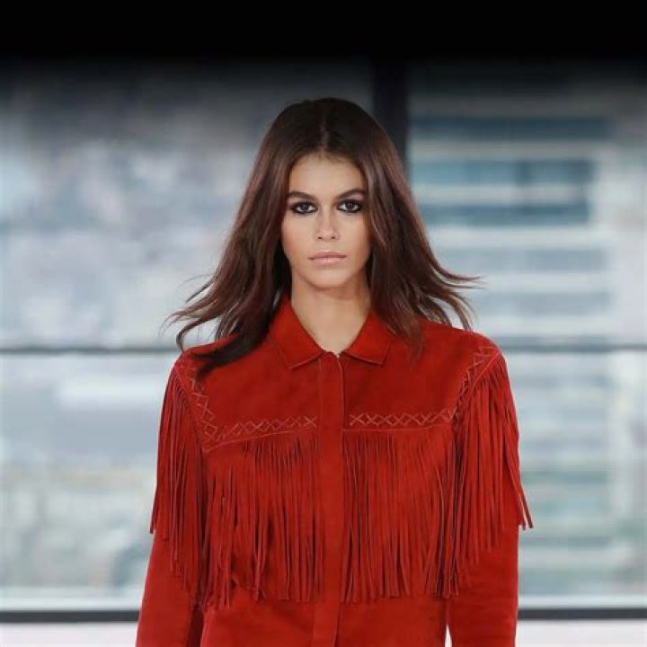 Kaia Gerber - Bio, Age, Net Worth, Height, Single, Nationality, Body Measurement, Career