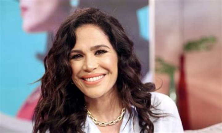 Karla Martínez Biography