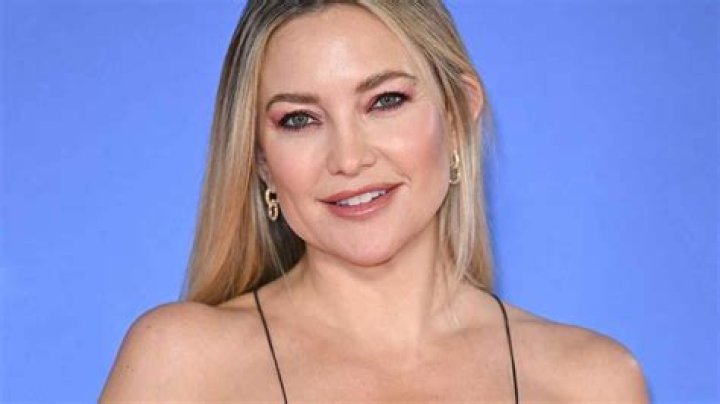 Kate Hudson - Bio, Age, Net Worth, Height, Single, Nationality, Career