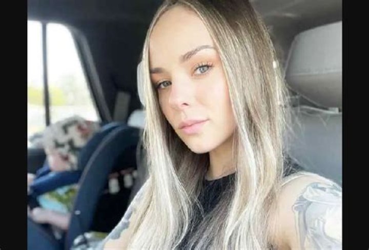 Kelsey Henson - Bio, Age, Net Worth, Height, Married, Nationality, Career