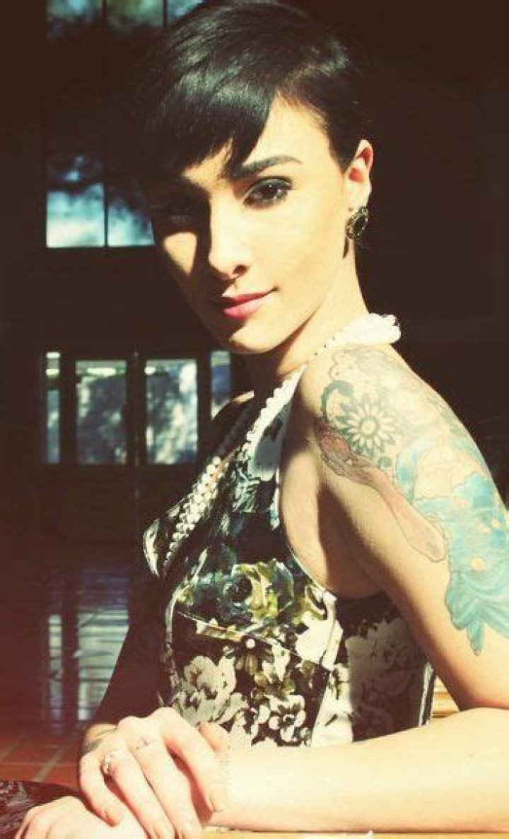 Kendall-Leigh Neuner Wikipedia Bio, Age, Barter Kings【 Tattoos Pics 】