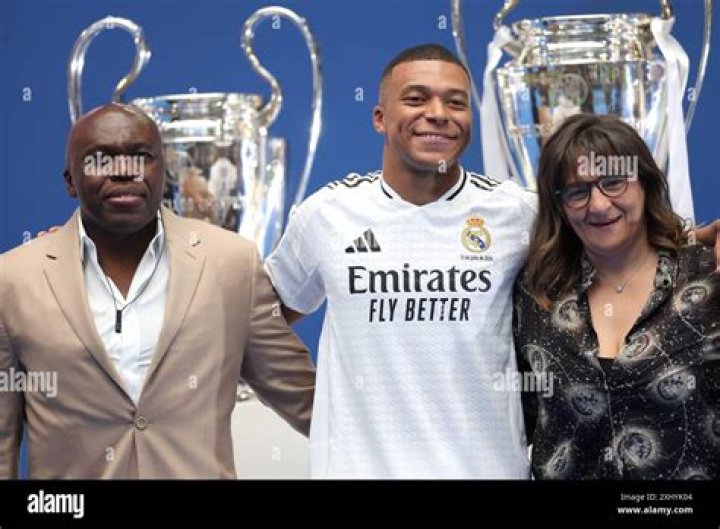 Kylian Mbappe Parents: Fayza Lamari, Wilfried Mbappé