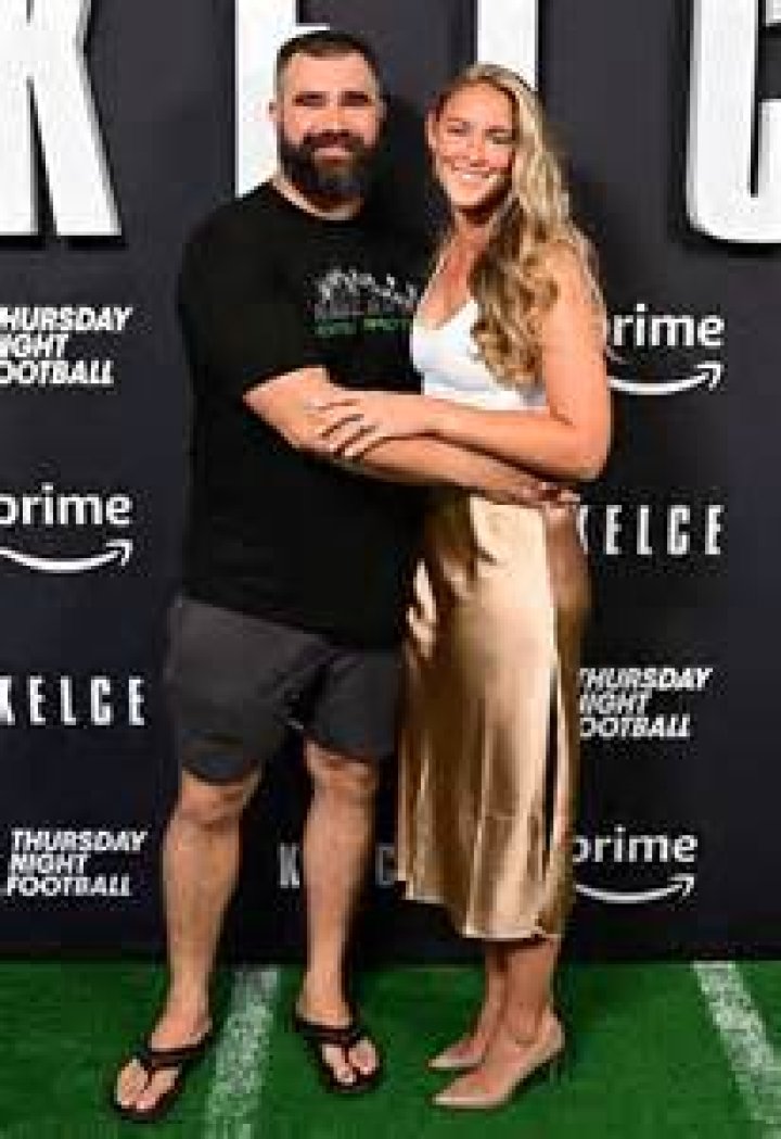 Kylie Kelce Weight Loss After Pregnancy: Diet & Workout Secret