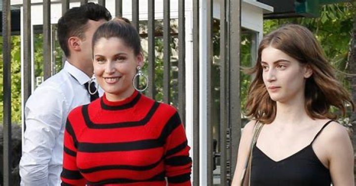 Laetitia Casta Et Ses Enfants