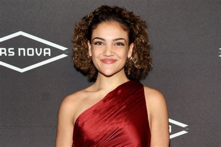 Laurie Hernandez Biography