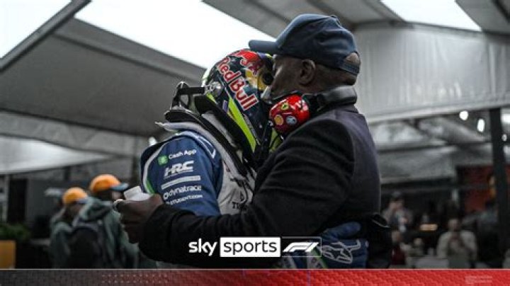 Lewis Hamilton Et Son Fils