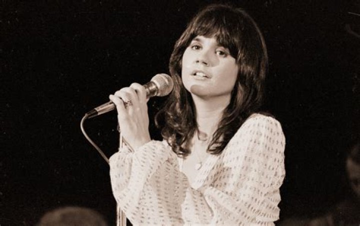 Linda Ronstadt Lovers: A Journey Through Her Timeless Melodies