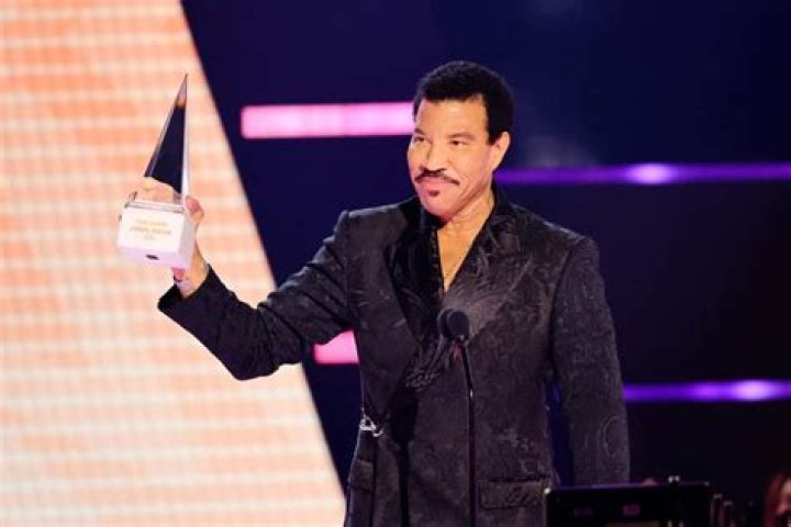 Lionel Richie Net Worth: A $200 Million Musical Legacy