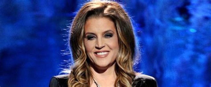 Lisa Marie Presley’s Bikini Looks And Styles Through Years