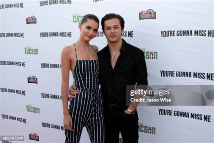 Madeline White And Leo Howard: A Deep Dive Into Their Lives And Careers