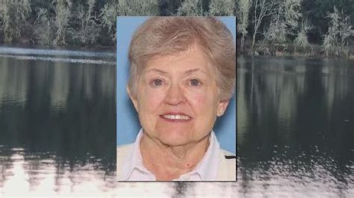 Maggie Spicer Obituary, Bledsoe County Schools Teacher Has Died