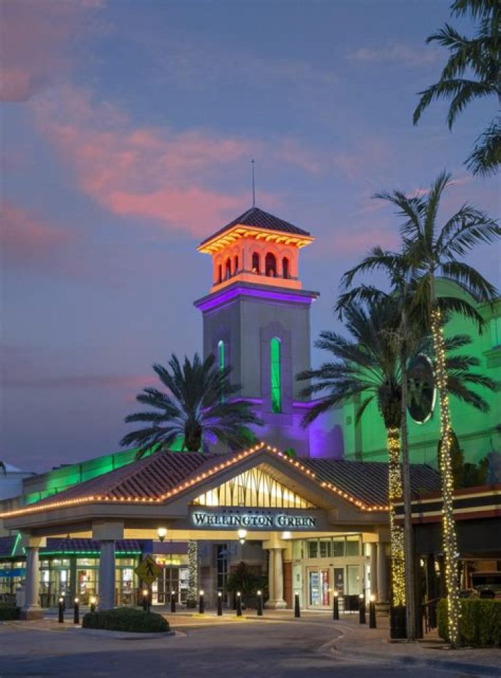 	Mall at Wellington Green marks 10th anniversary of opening	