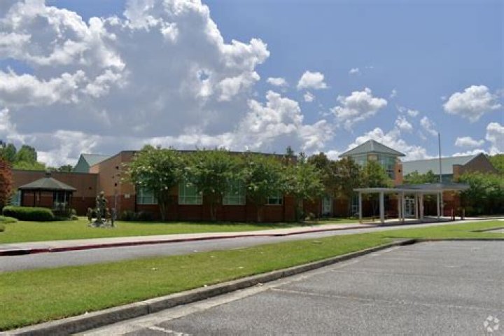 Manning Oaks Elementary School - Alpharetta