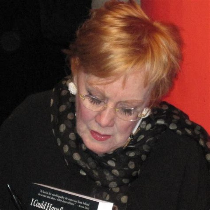 Marni Nixon - Bio, Net Worth, Height