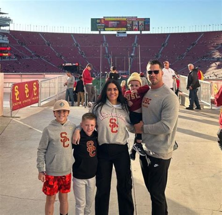 Megan Cushing Wiki, Soccer, Age, Bio, Photos【 Brian Cushing Wife 】