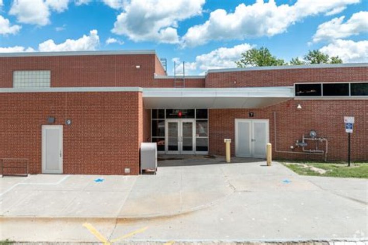 Mickle Middle School - Lincoln
