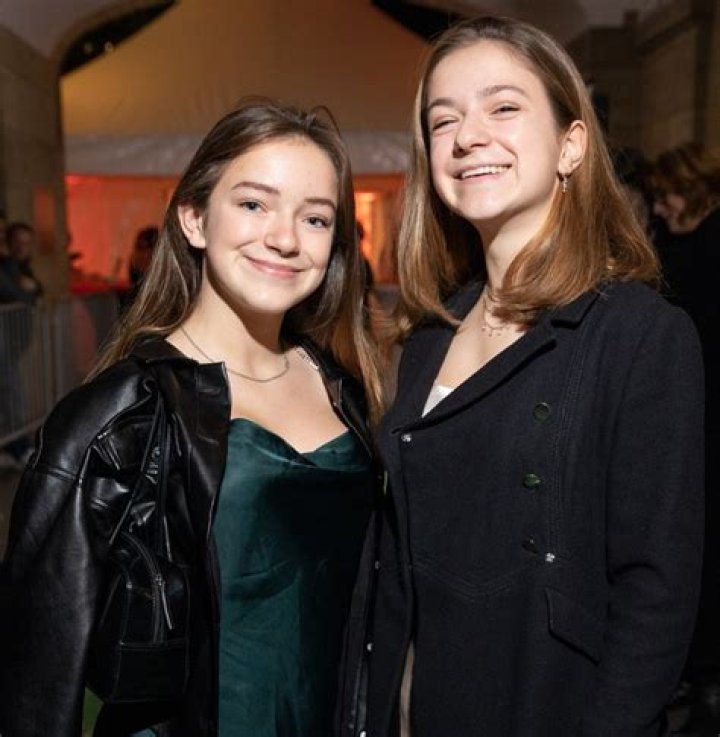 Mimi And Josefin Net Worth | Age, Height, Weight, Dating And More
