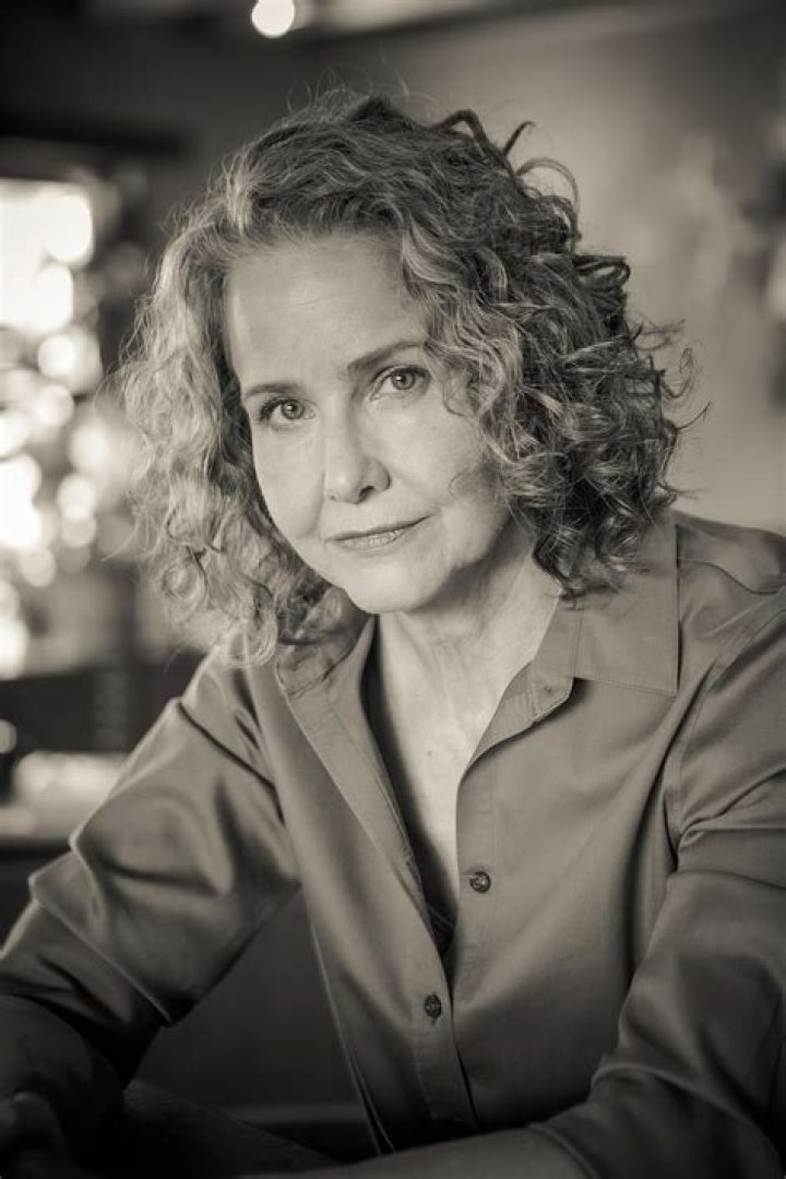 Molly Hagan Biography