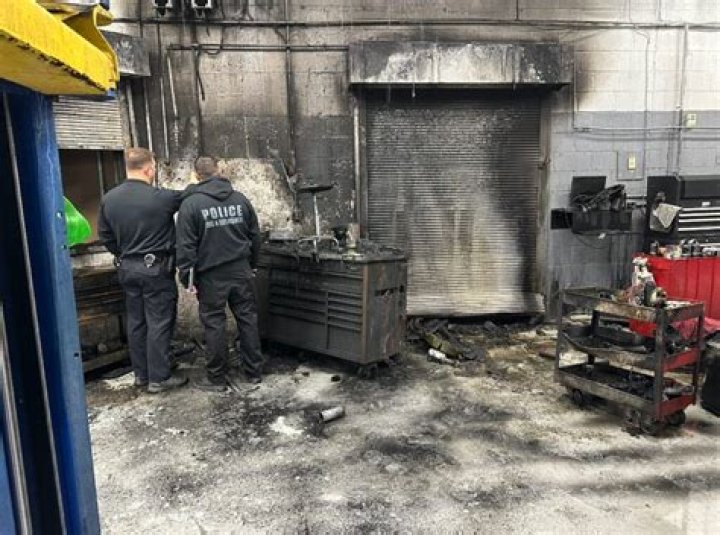 Multiple crews battle fire at auto repair shop in Altoona