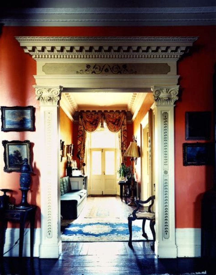 	NEW INNKEEPERS, SAME FINE INN	