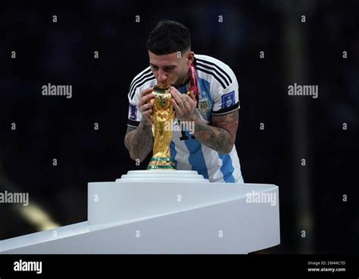 Nicolas Otamendi gives Argentina press conference before quarter final match