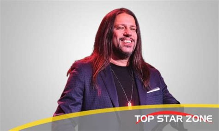 Noah Hunt Singer Net Worth | Bio, Family, Address, Career