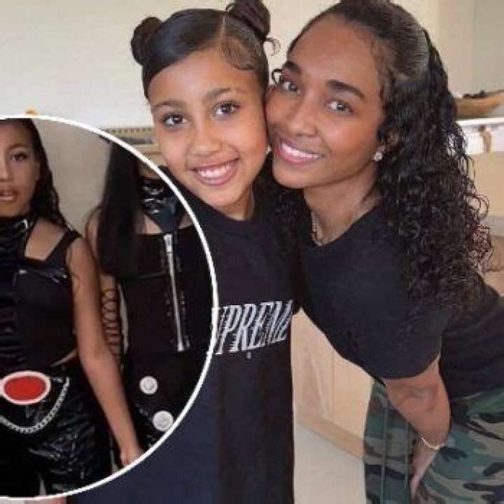NORTH WEST MEETS CHILLI AFTER DRESSING UP AS THE SINGER FOR HALLOWEEN