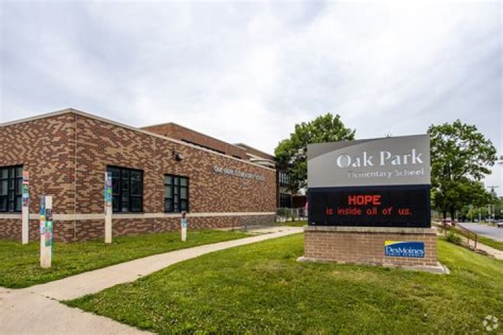 Oak Park Elementary School - Des Moines