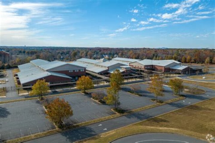 Oakridge Middle School - Clover