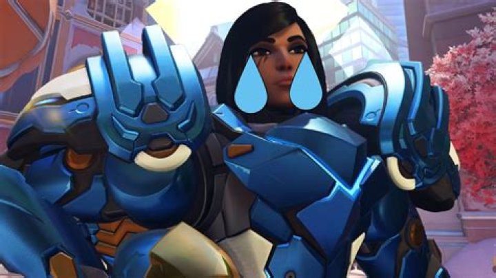 Overwatch players call for Pharah nerfs after hitscan changes make her nearly 