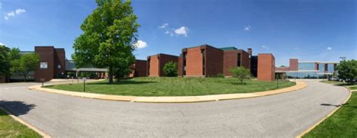 Pattonville High School - Maryland Heights