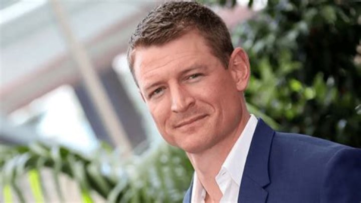 Philip Winchester - Bio, Age, Net Worth, Salary, Single, Facts