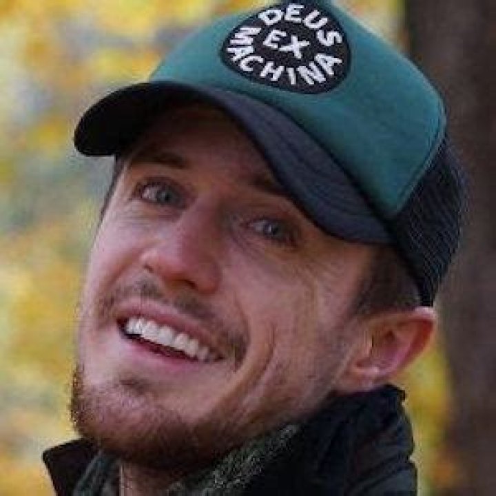Pierce Brown Net Worth | Bio, Family, Address, Career