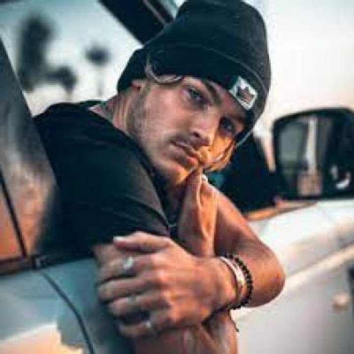 Pierson Oglesby - Bio, Age, Net Worth, Height, Married, Nationality, Career