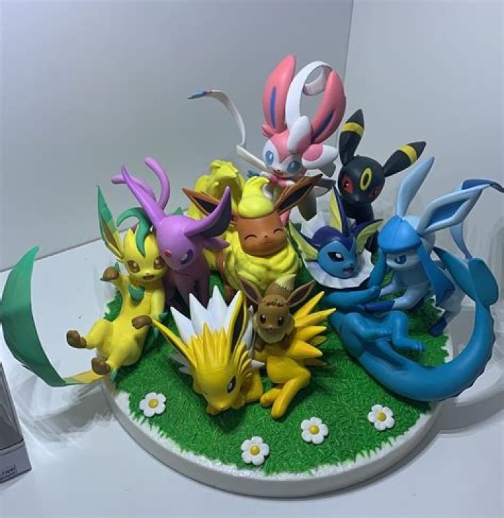 Pokemon Gets Super-Cute Figure Portraying Eevee and its Evolutions