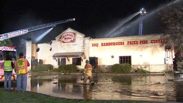 Popular Texas restaurant destroyed in fire