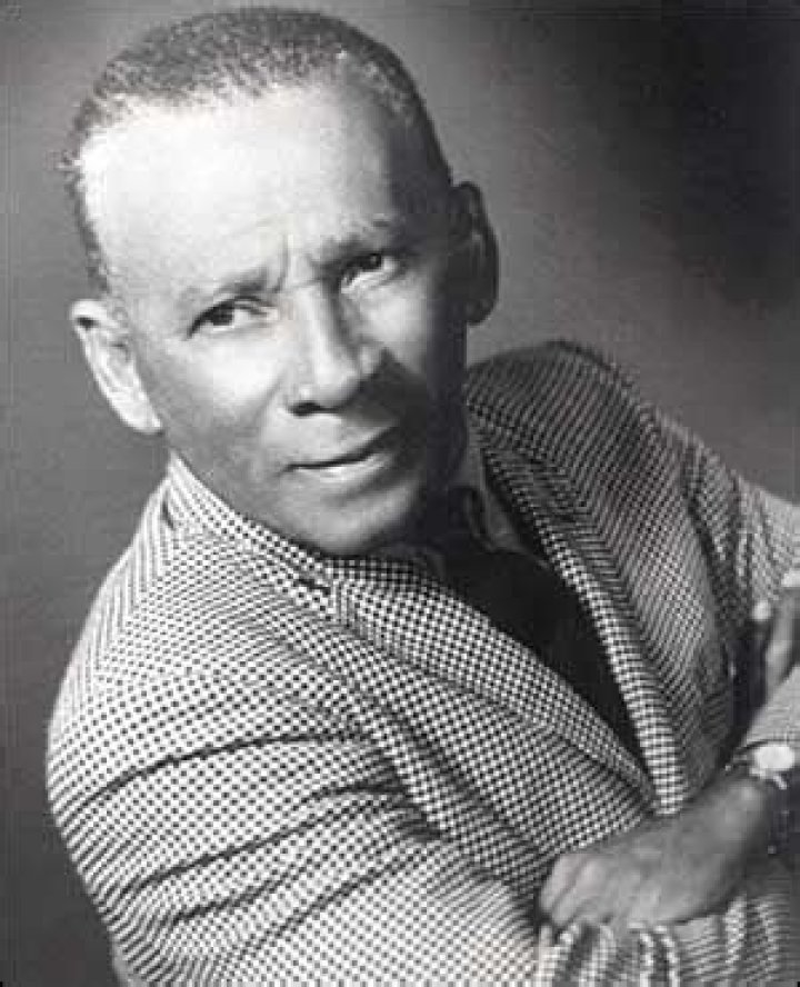 Puerto Rican composers - FamousFix.com list