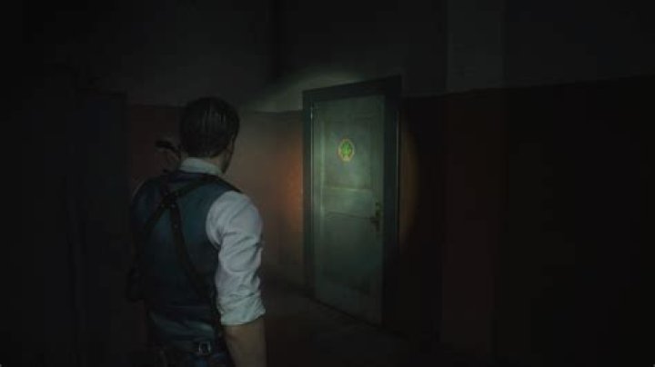 RE2 remake Leon [2nd]: Club Key & Portable Safes walkthrough