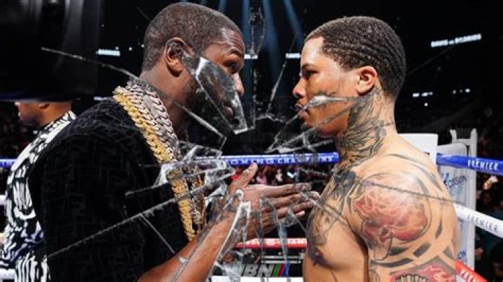 Real reason why Floyd Mayweather has split with longtime trainer Gerald Tucker 