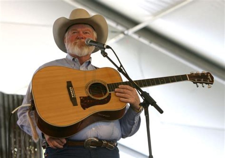 Red Steagall Net Worth – Phone Number, House Address, Wiki