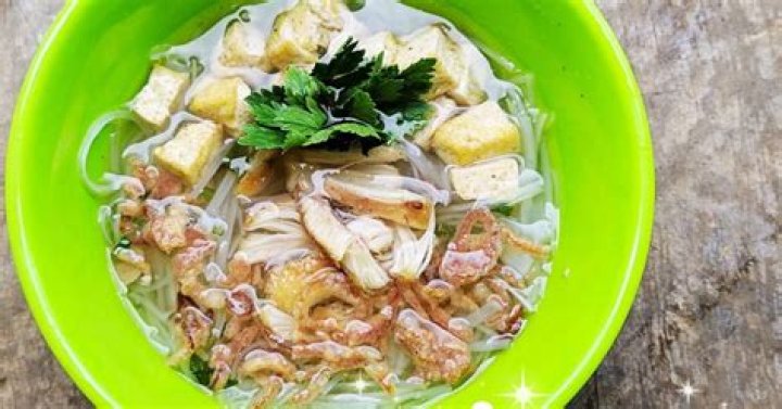 Resep Mie Sop Medan Kaldu Daging Sapi, Mirip Bakso 