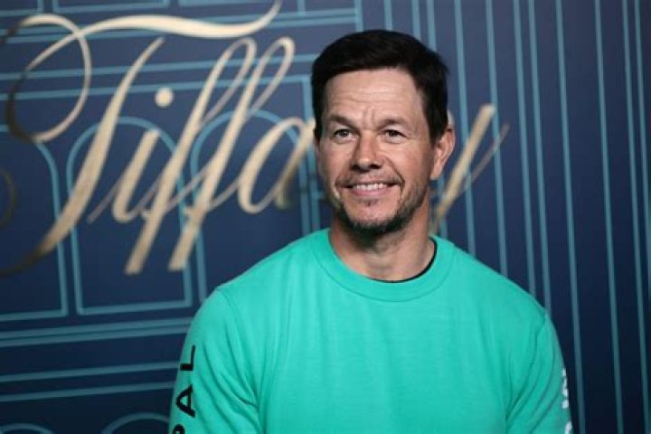 Richard Elliot Net Worth | Age, Height, Weight, Dating And More