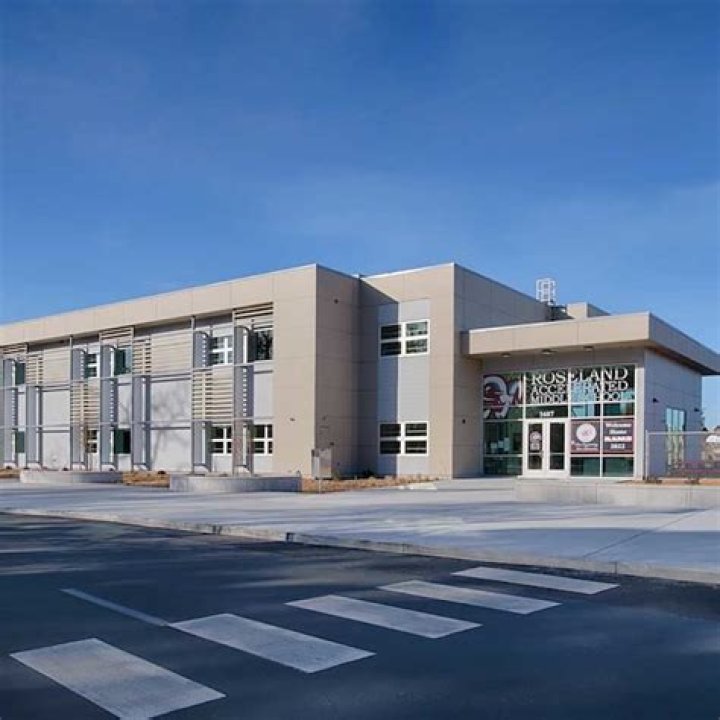 Roseland Accelerated Middle School - Santa Rosa
