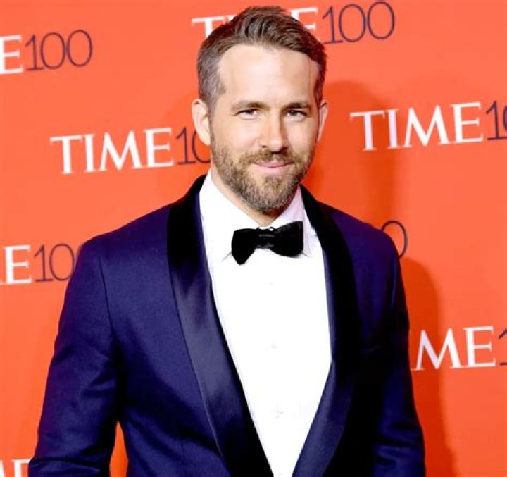 Ryan Reynolds Height: Discover The Secrets Behind His Charismatic Presence