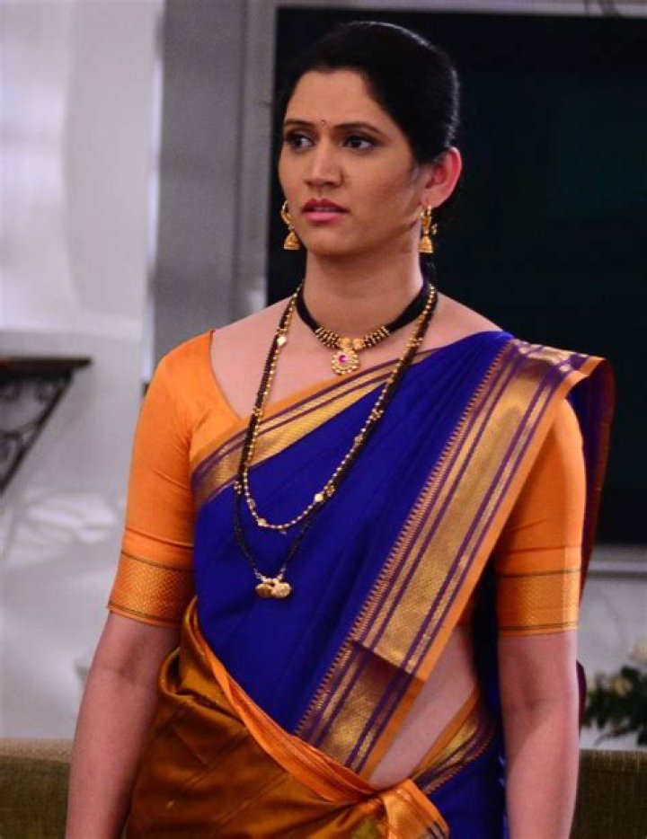 Samidha Guru Wiki, Images, Husband, Sister, Age, Biography