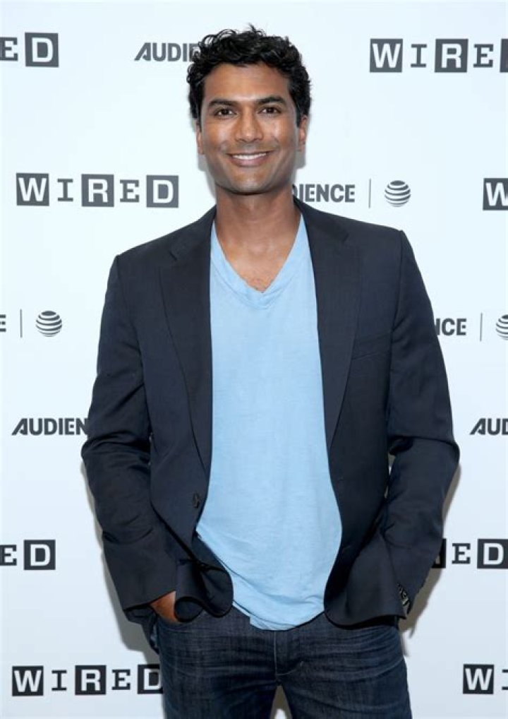 Sendhil Ramamurthy Net Worth | Bio, Family, Address, Career