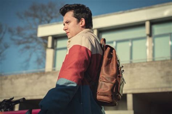Sex Education’s Maeve and Otis ending betrays its rom-com roots