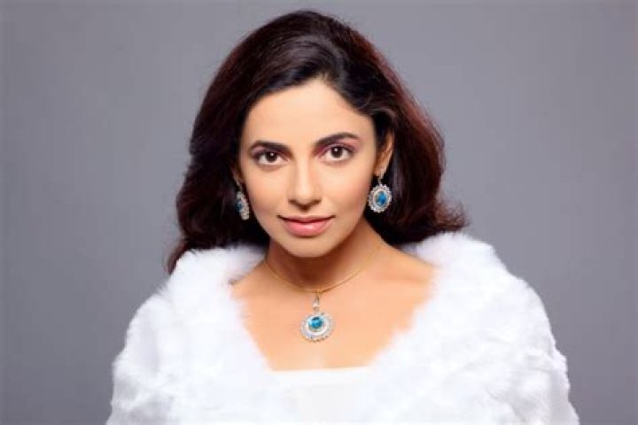 Sharvari Jamenis Bio, Wiki, Husband, Age, Biography